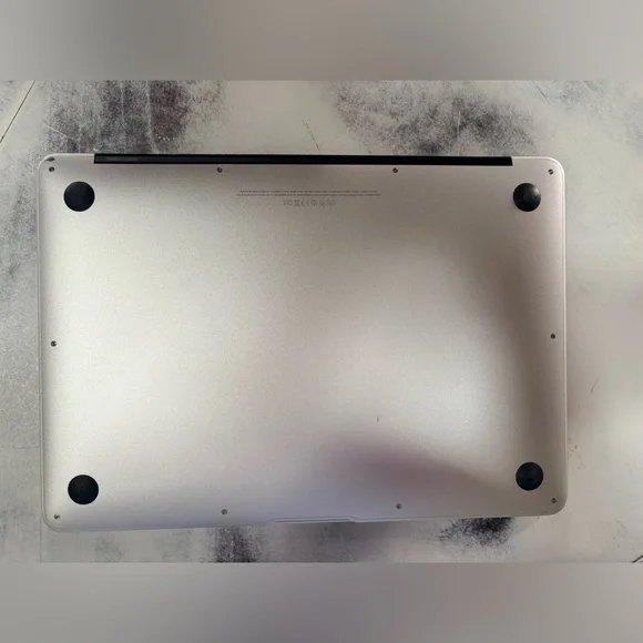 2013 MacBook Air 13.3” with 1.7 GHz i7, 8 GB RAM, 128 GB storage